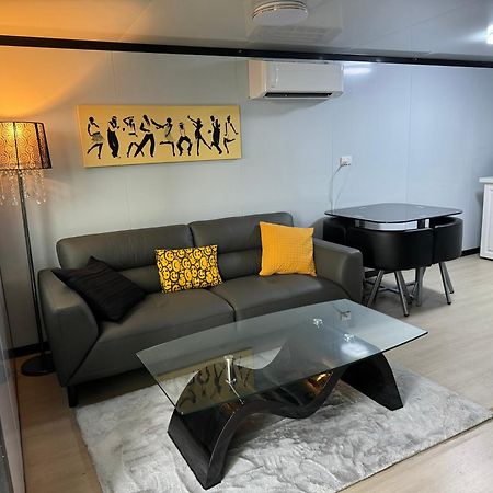 Tiny Container House Apartman Westmere Kültér fotó
