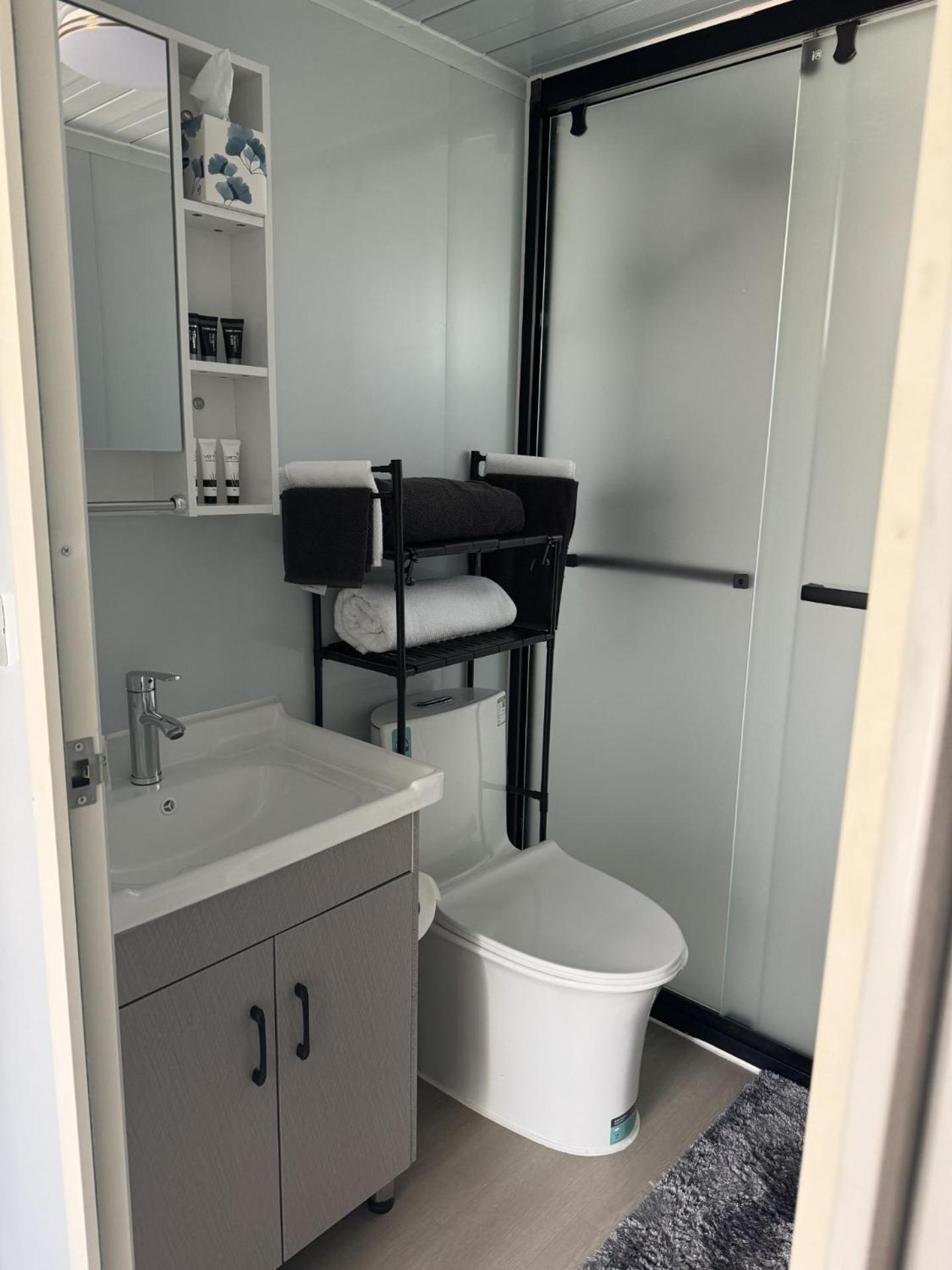Tiny Container House Apartman Westmere Kültér fotó